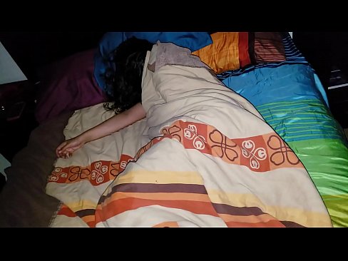 ❤️ UStepson ethethisa usingamama wakhe osemncane lapho elele. Ucansi ku-zu.pornochaturbate.ru ❌